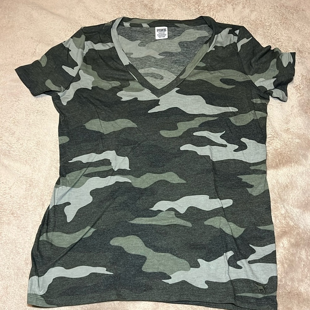 NWOT Pink Victoria’s Secret T-shirt